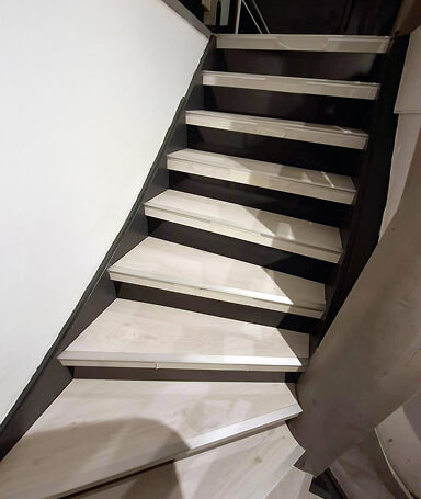 réalisation rénovation escalier bois