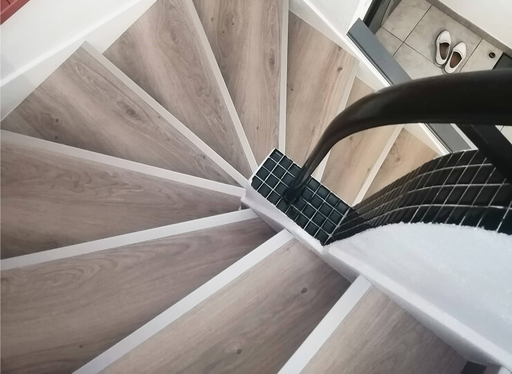 Solution de rénovation d'escalier par habillage stratifié Escal'Style
